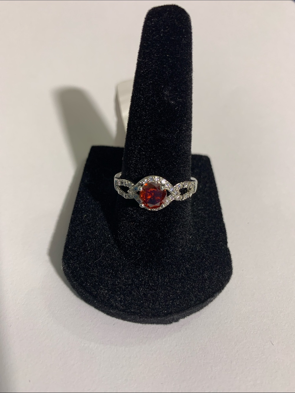 Sterling Silver Ring with Round Red Center and Pavé Accents Size 7 New